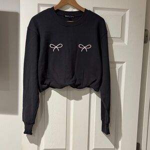Vinyl Black Cropped Sweatshirt with Pink Bow Embroidery size s